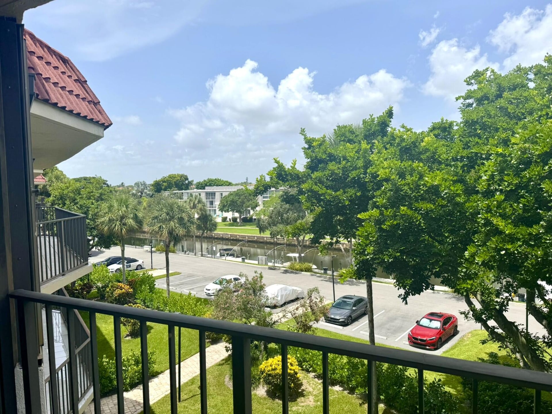 Unit 4100 photo 29