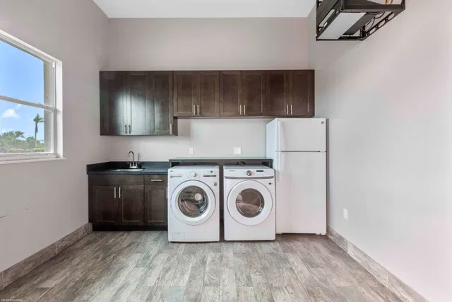 Residence photo 15