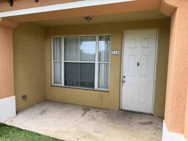 Unit 115 photo 6