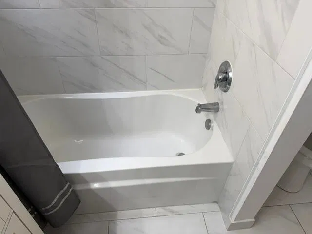 Unit 115 photo 18
