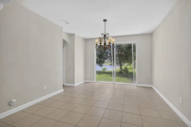 Residence photo 5