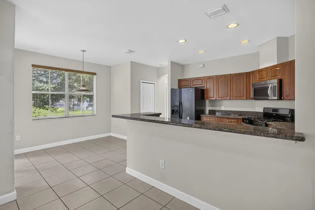 Residence photo 9