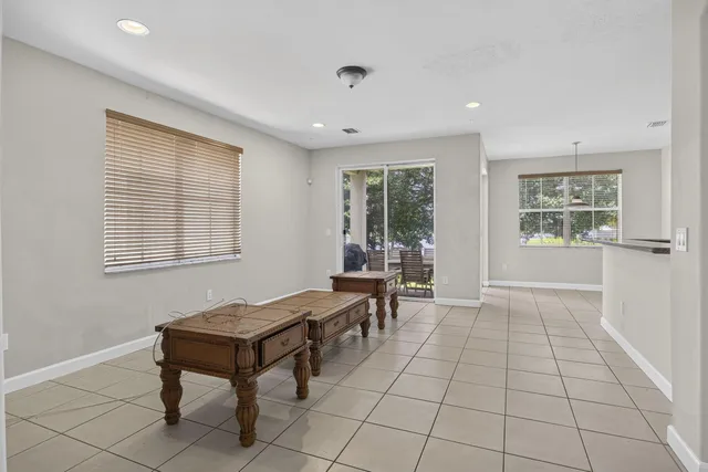 Residence photo 18