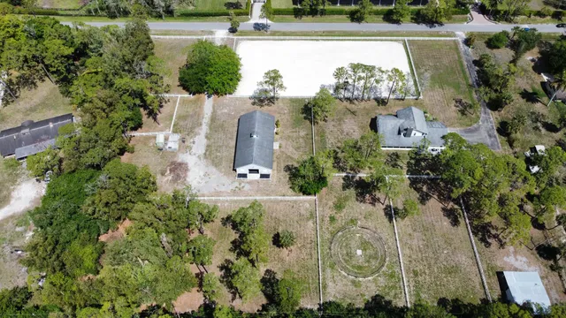 Residence photo 2