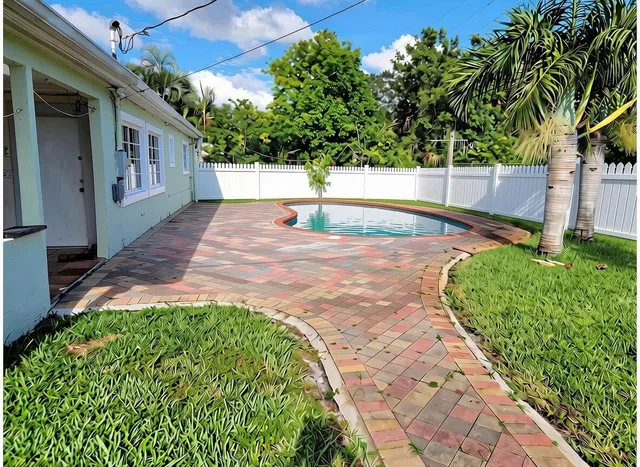 Residence photo 23