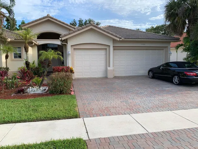  Residence photo 4