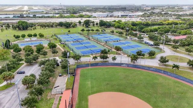 West Palm Beach Residence photo 3