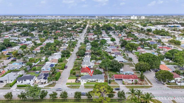 West Palm Beach Residence photo 21
