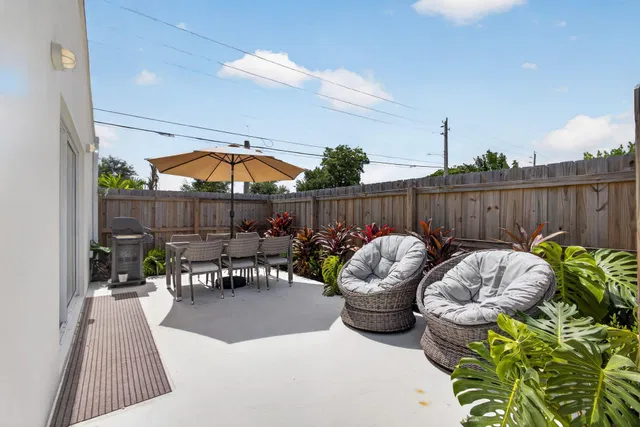 West Palm Beach Residence photo 30