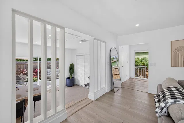 West Palm Beach Residence photo 73