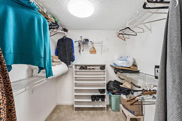 Unit 2 photo 14
