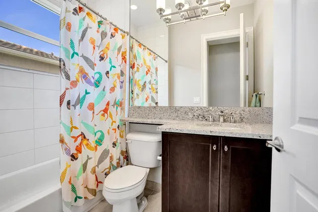 Residence photo 46