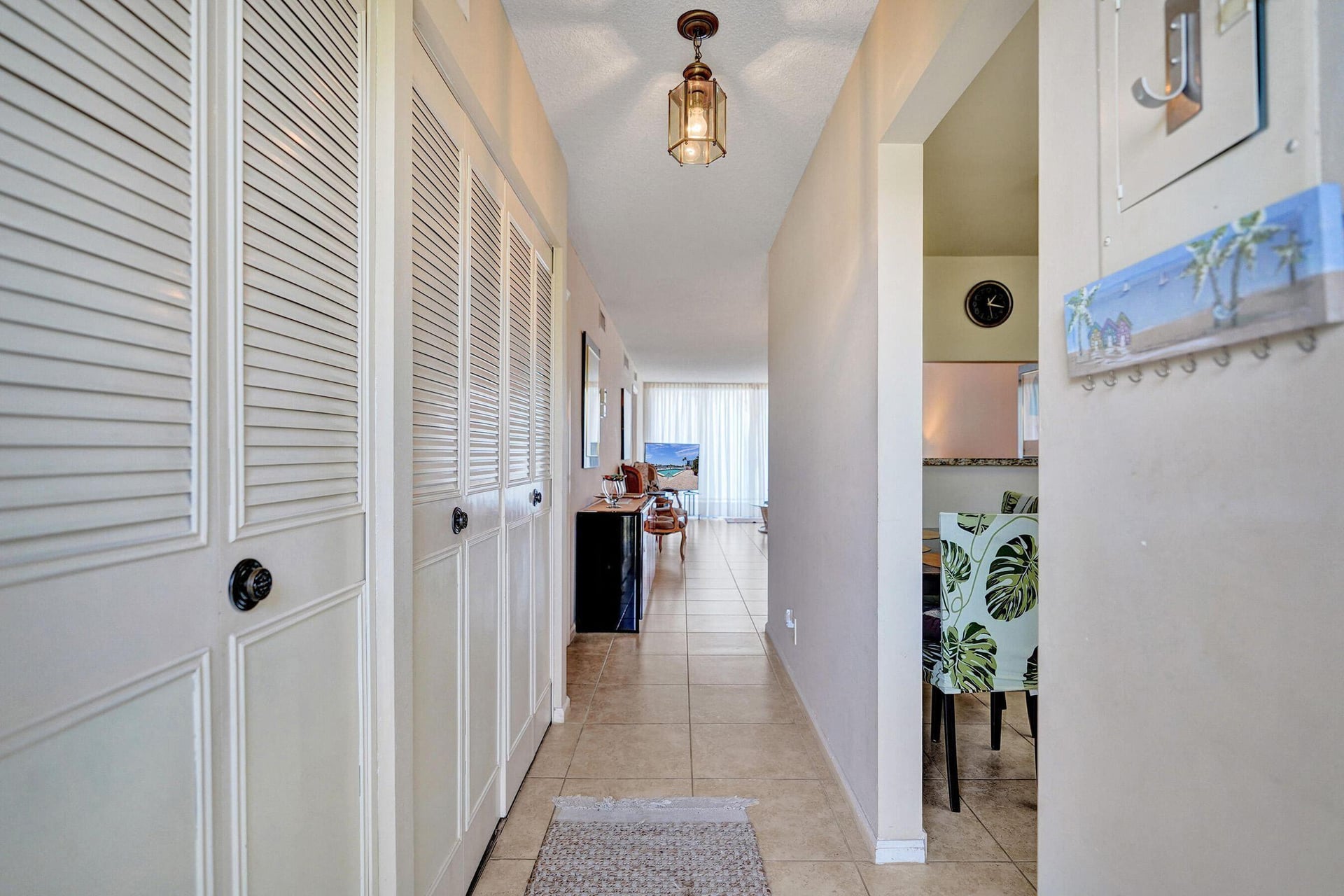 Unit 307 photo 7