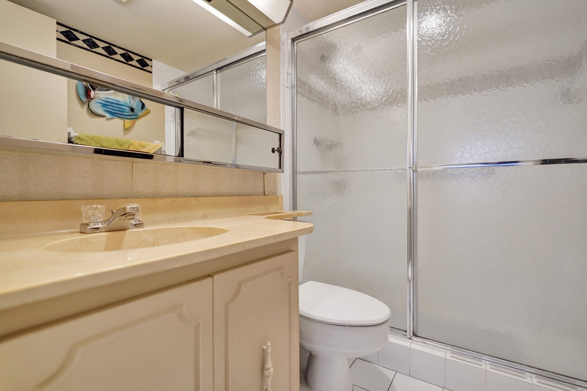 Unit 307 photo 14
