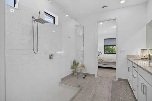 Residence photo 42