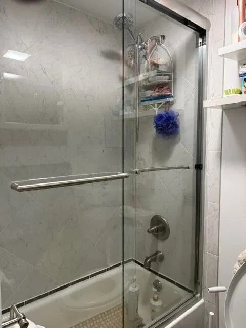 Unit 230 photo 8