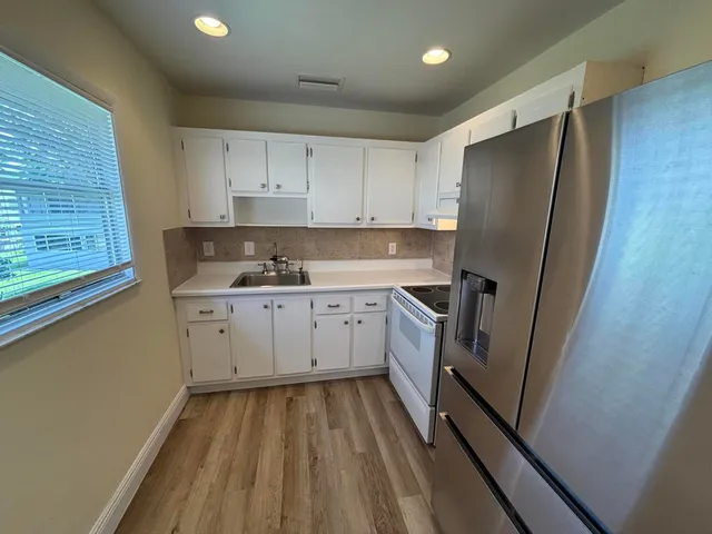 Residence photo 4