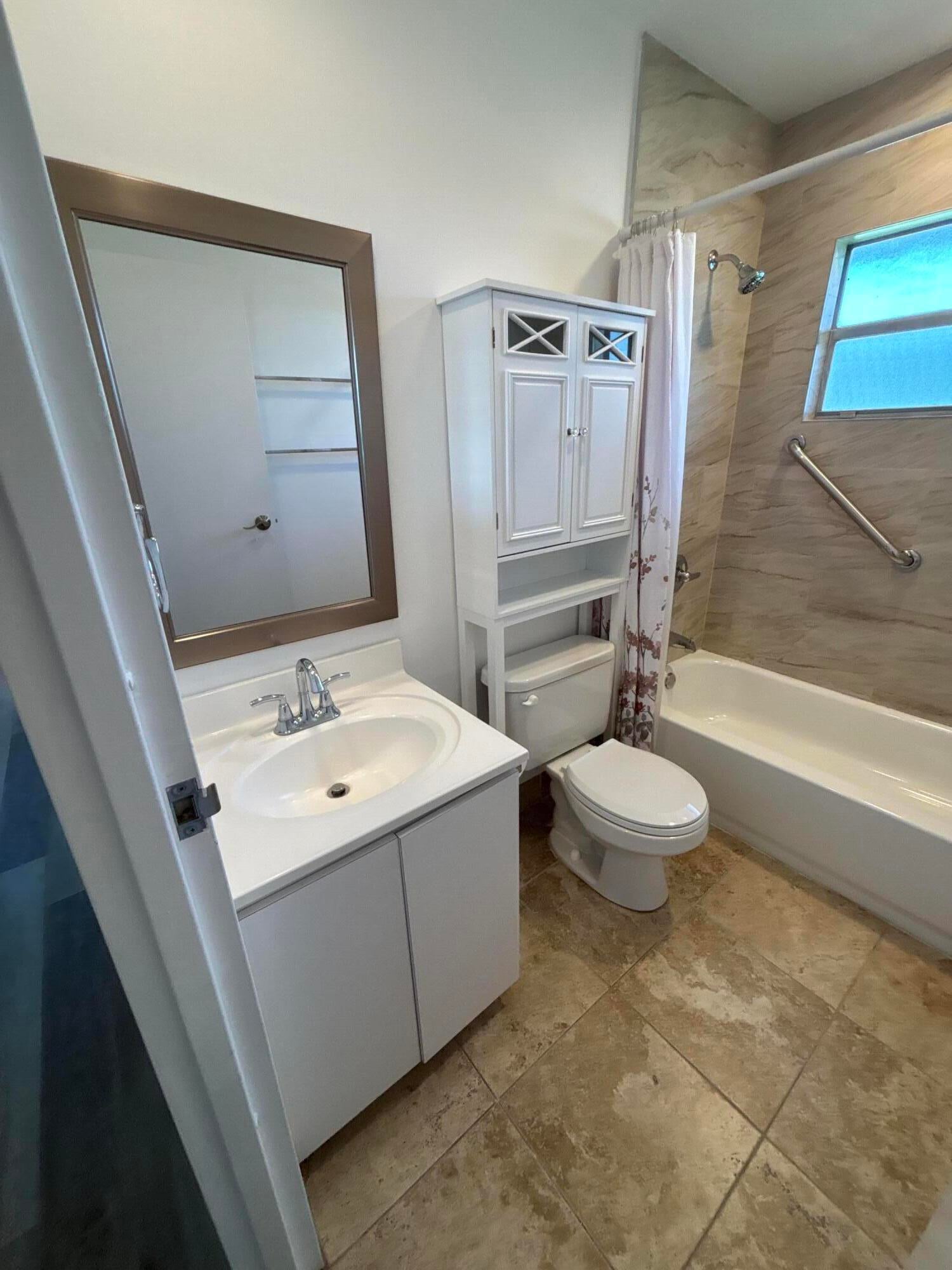 Residence photo 13