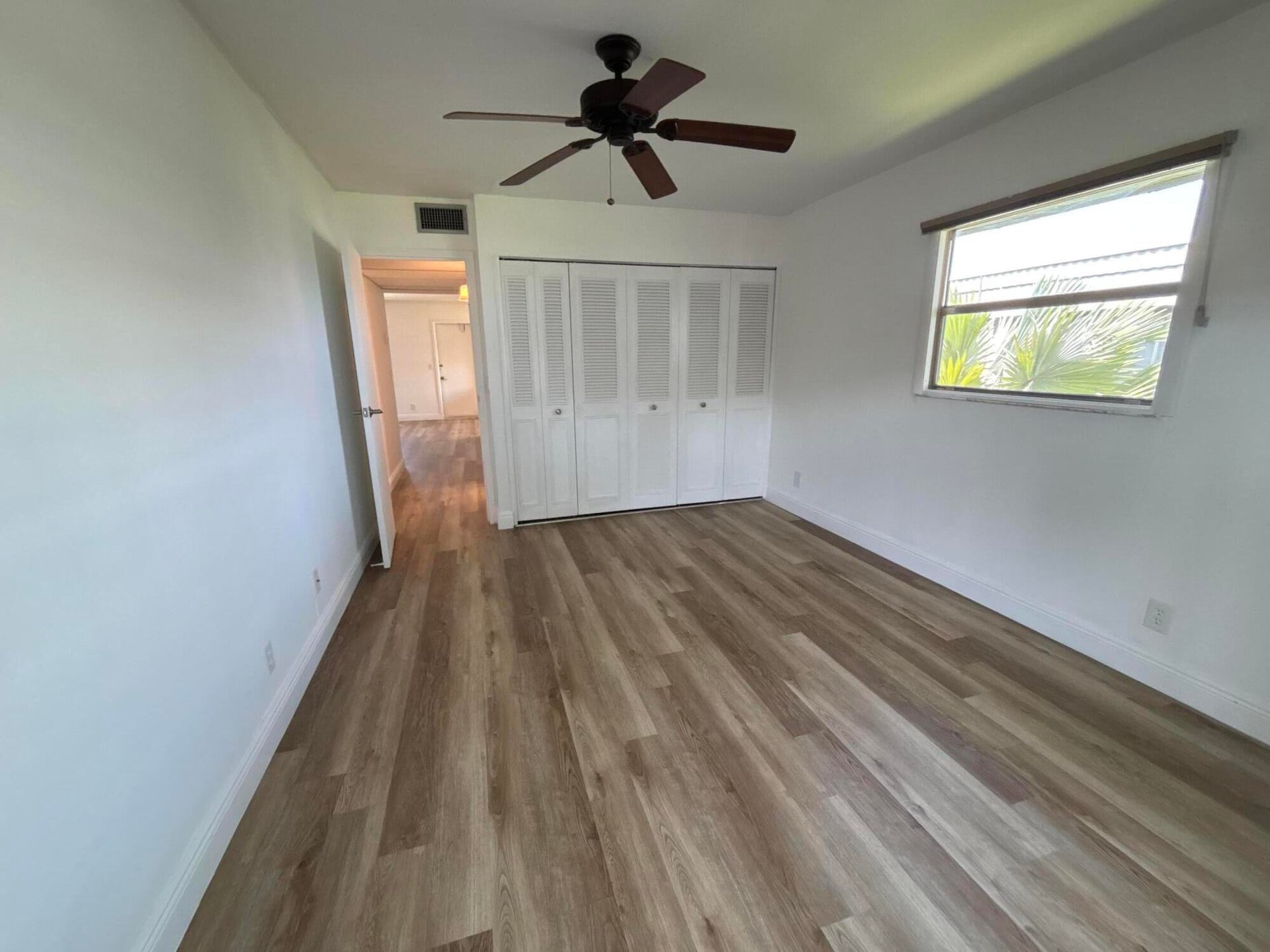 Residence photo 17