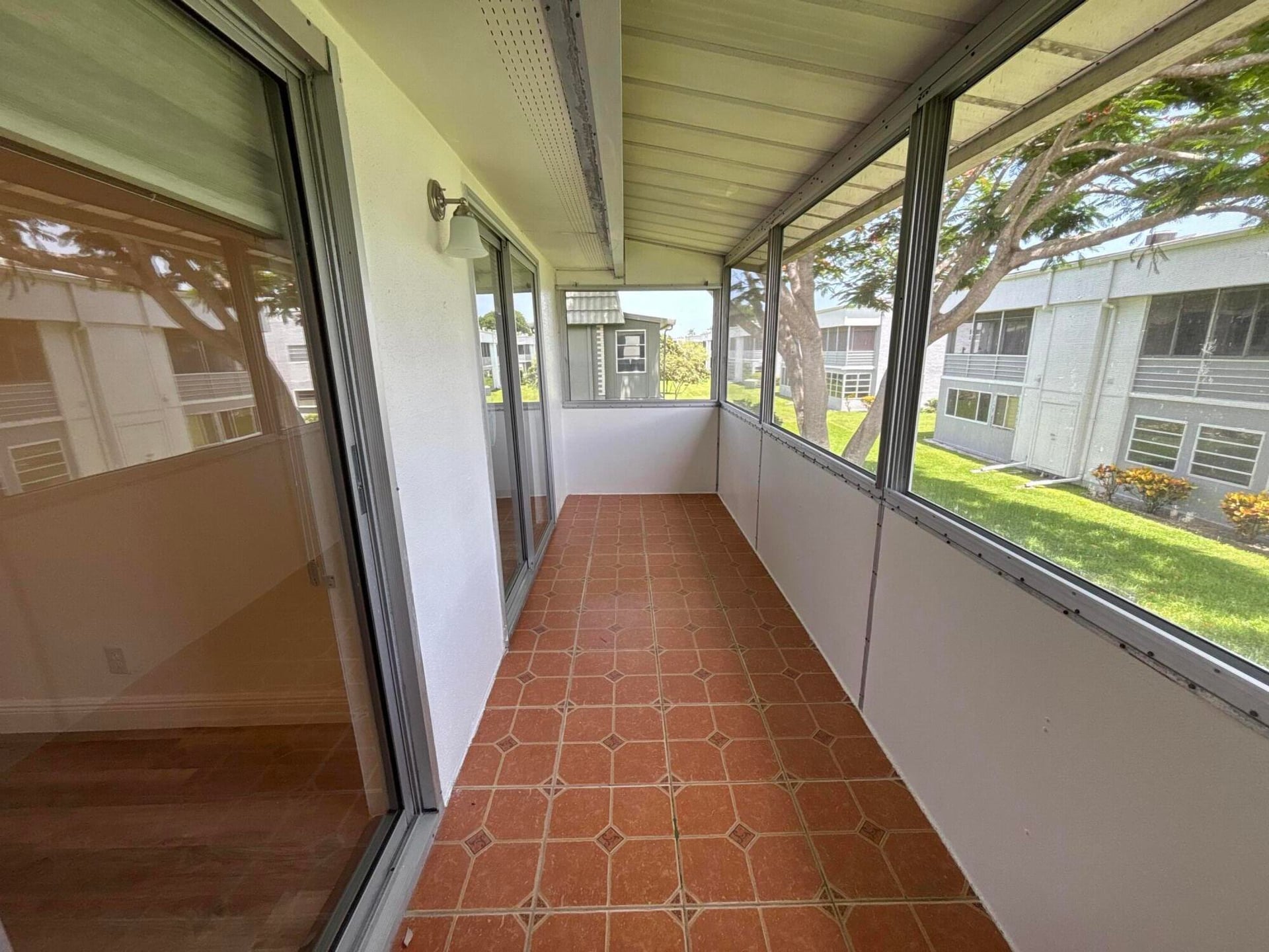 Residence photo 20