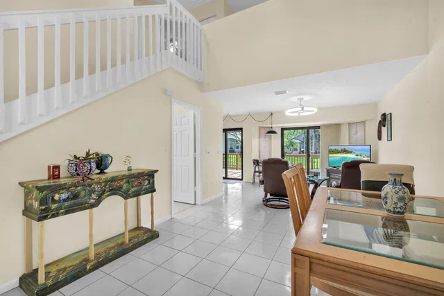 Residence photo 10