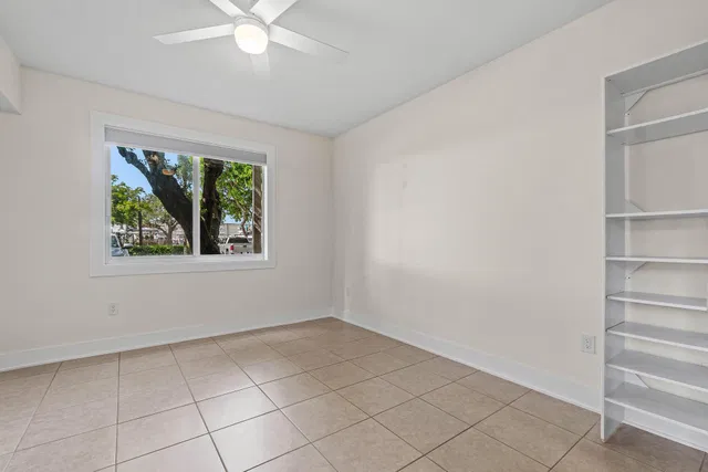 Unit 102 photo 17