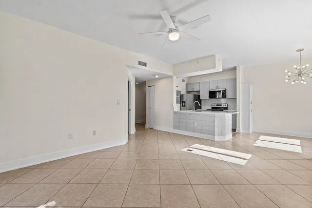 Unit 102 photo 29