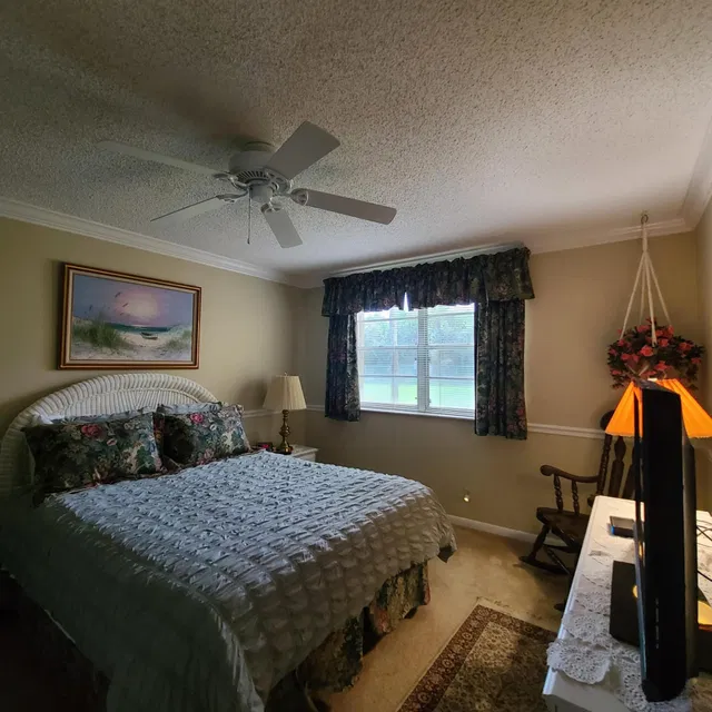 Unit 1080 photo 34