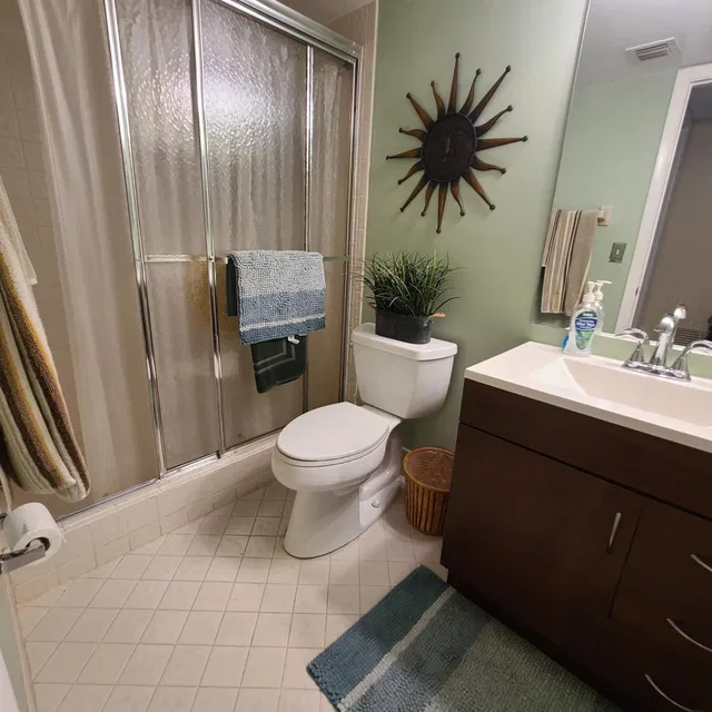 Unit 1080 photo 36