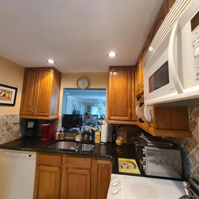 Unit 1080 photo 42