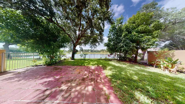 Residence photo 14