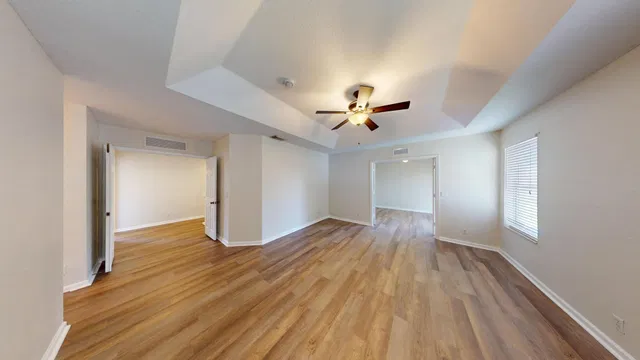 Residence photo 20