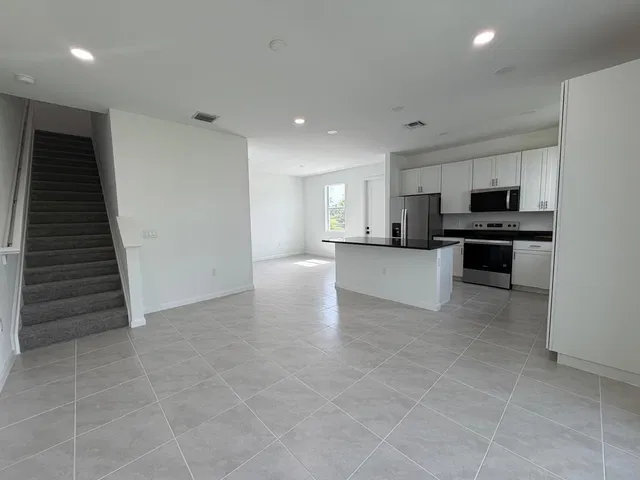 Residence photo 6