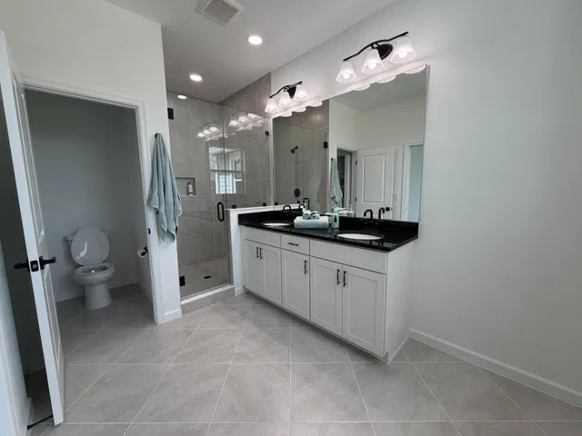 Residence photo 25