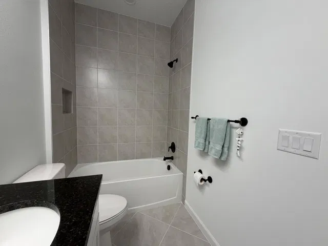 Residence photo 32