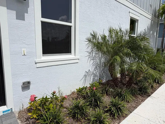 Residence photo 47
