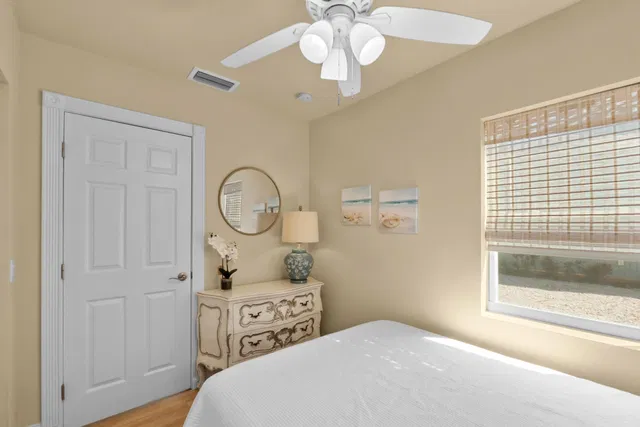  Residence photo 11