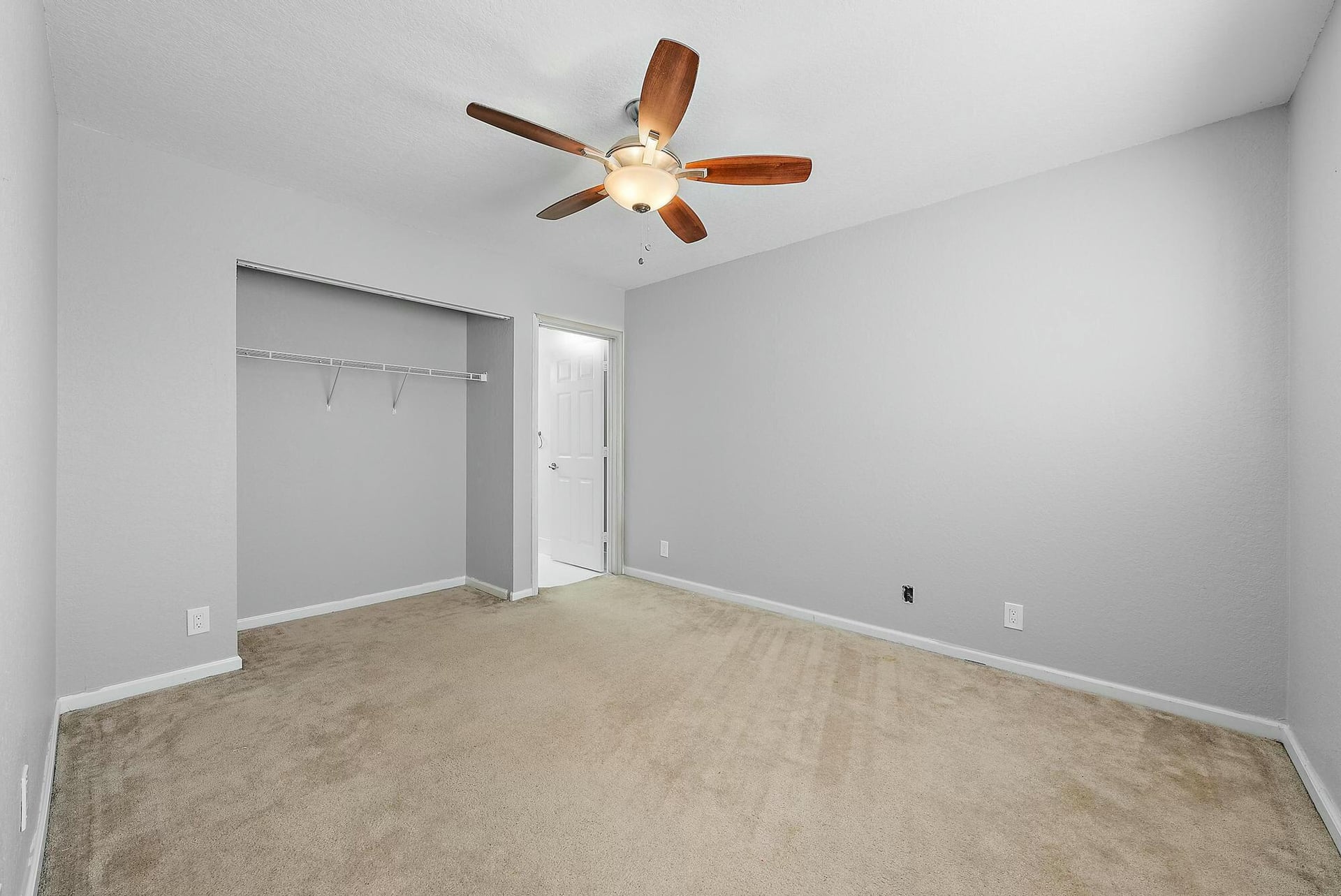  Residence photo 17