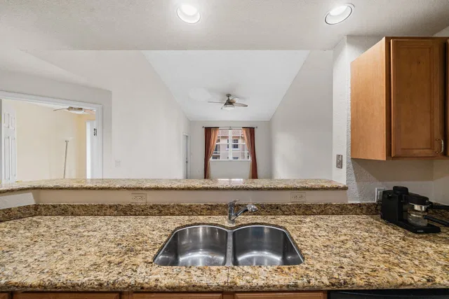 Downtown West Palm Beach Unit 303 photo 6