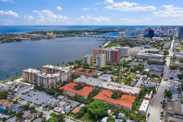 Downtown West Palm Beach Unit 303 photo 33