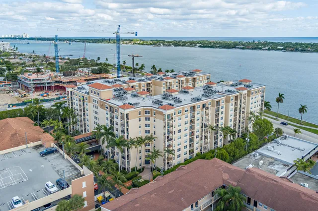 Flagler Pointe Unit 608 photo 29