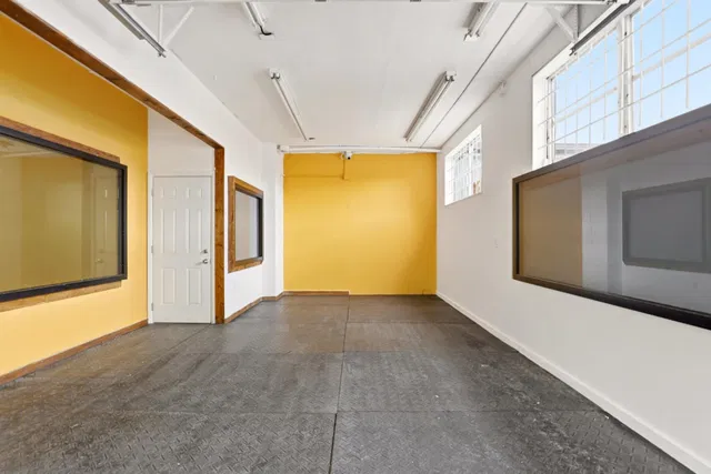 Residence photo 6