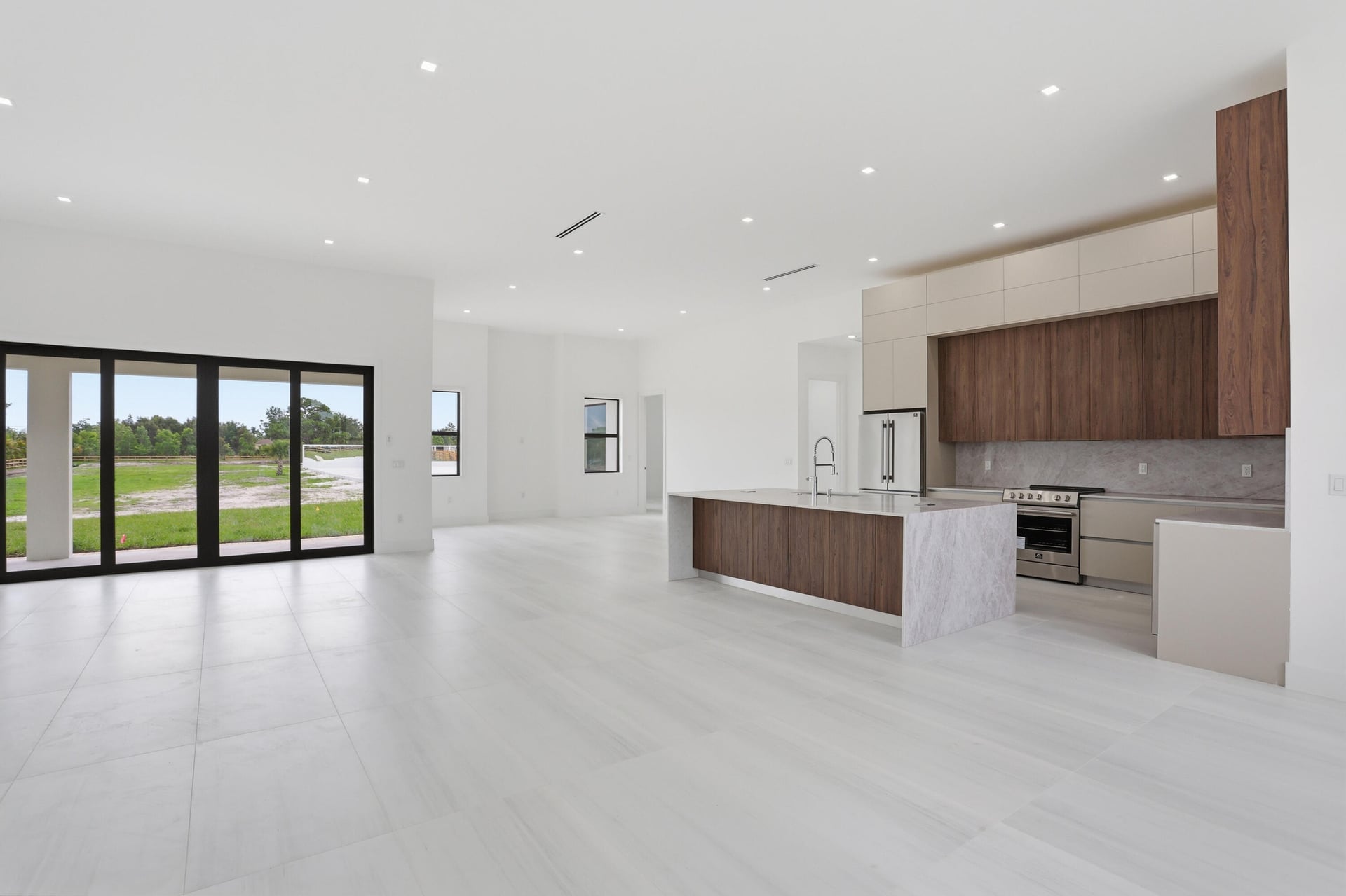 Residence photo 5