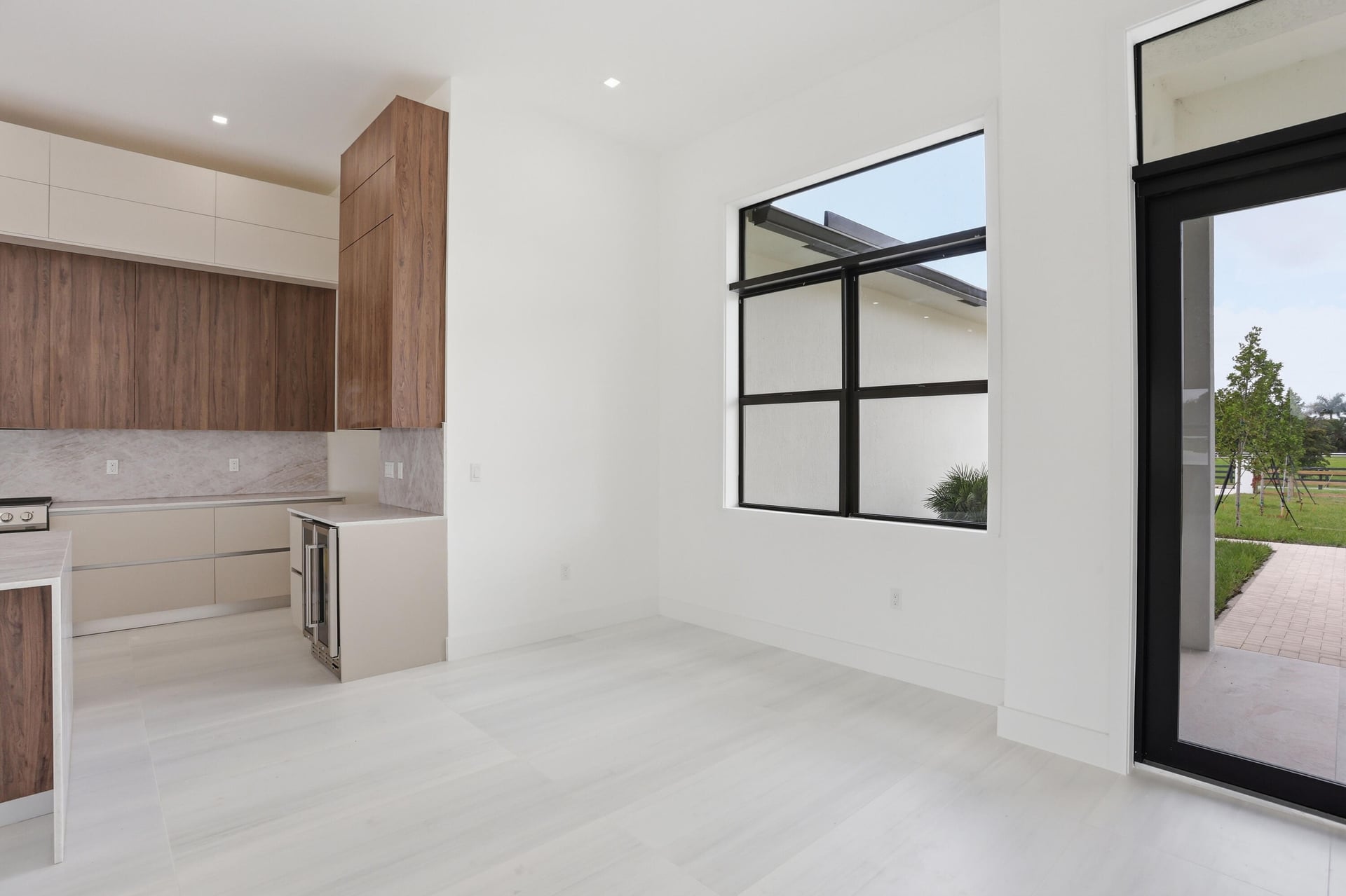 Residence photo 6