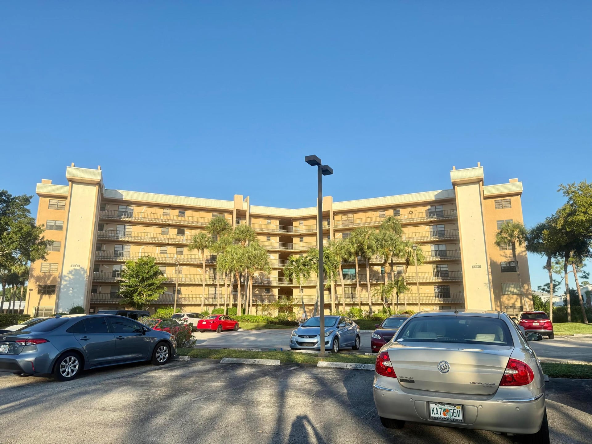  Unit 402 photo 28