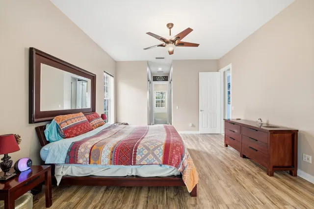 Residence photo 14