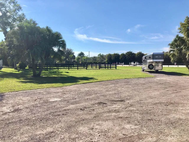 Palm Beach Point Residence photo 7