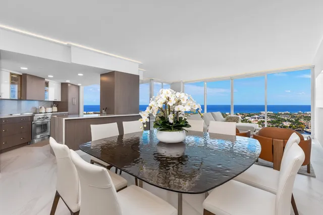The Plaza of The Palm Beaches Unit 23A photo 2