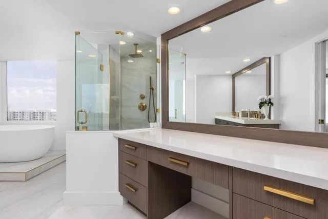 The Plaza of The Palm Beaches Unit 23A photo 28