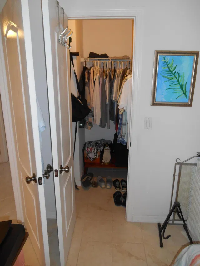 Unit 406 photo 20